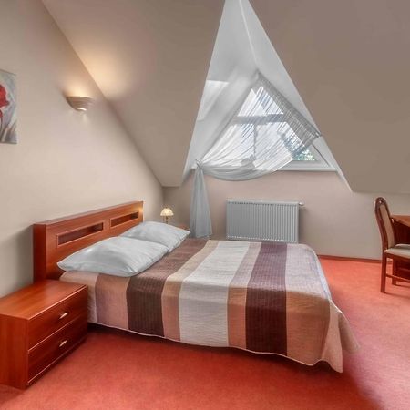 Hotel Lesny Dwor Radom Exteriér fotografie
