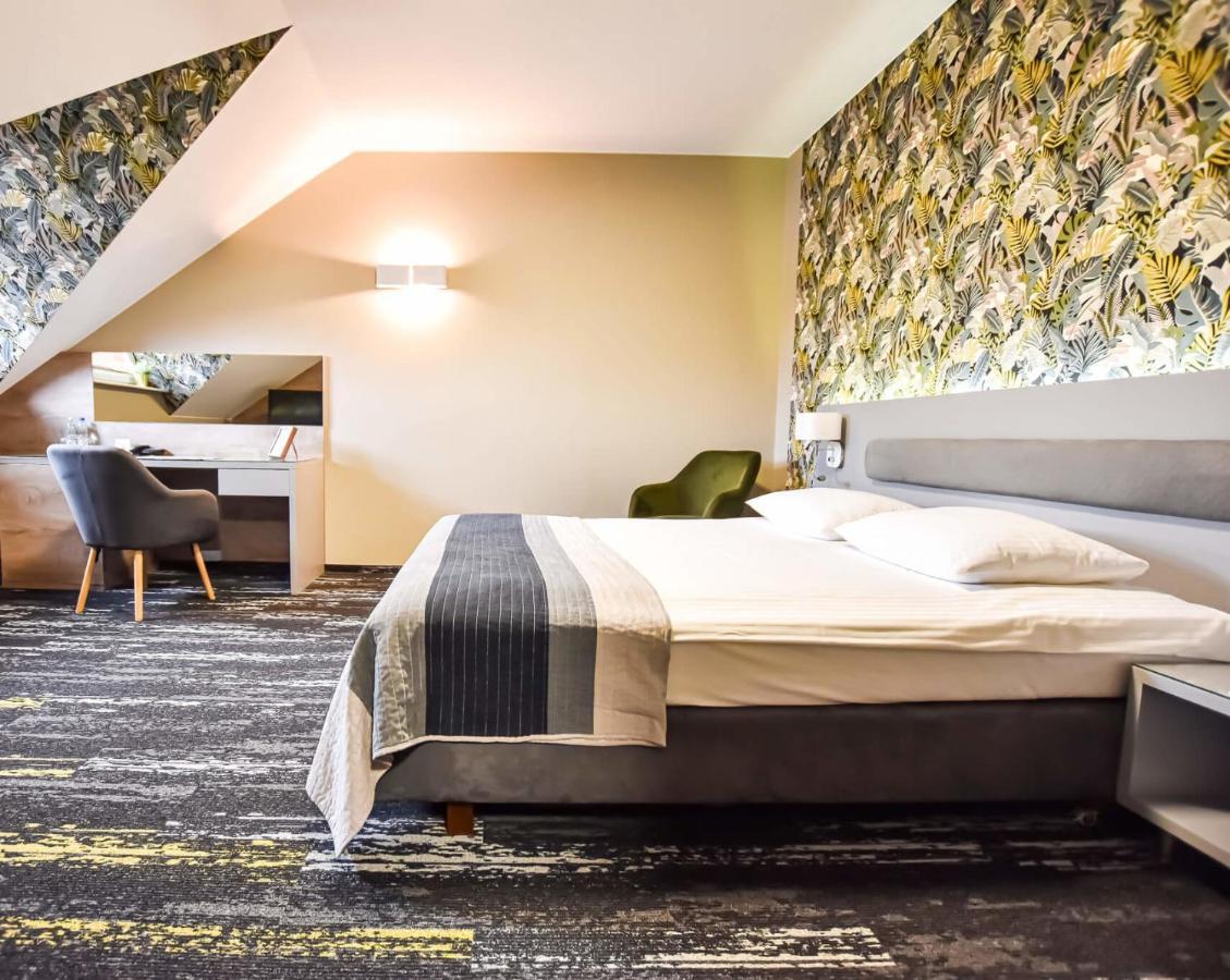 Hotel Lesny Dwor Radom Exteriér fotografie