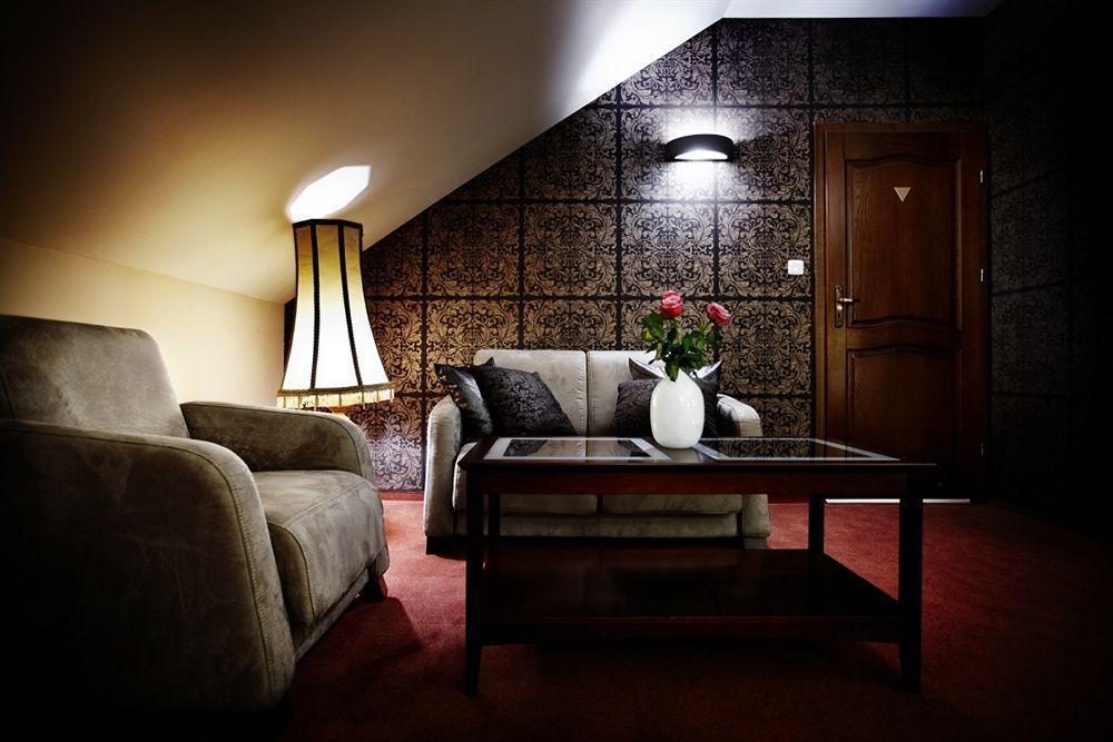 Hotel Lesny Dwor Radom Exteriér fotografie