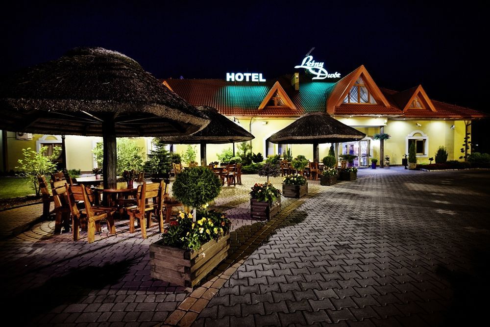 Hotel Lesny Dwor Radom Exteriér fotografie